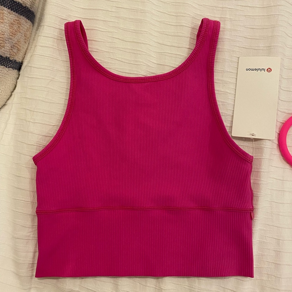 NWT ribbed lululemon power pivot tank top